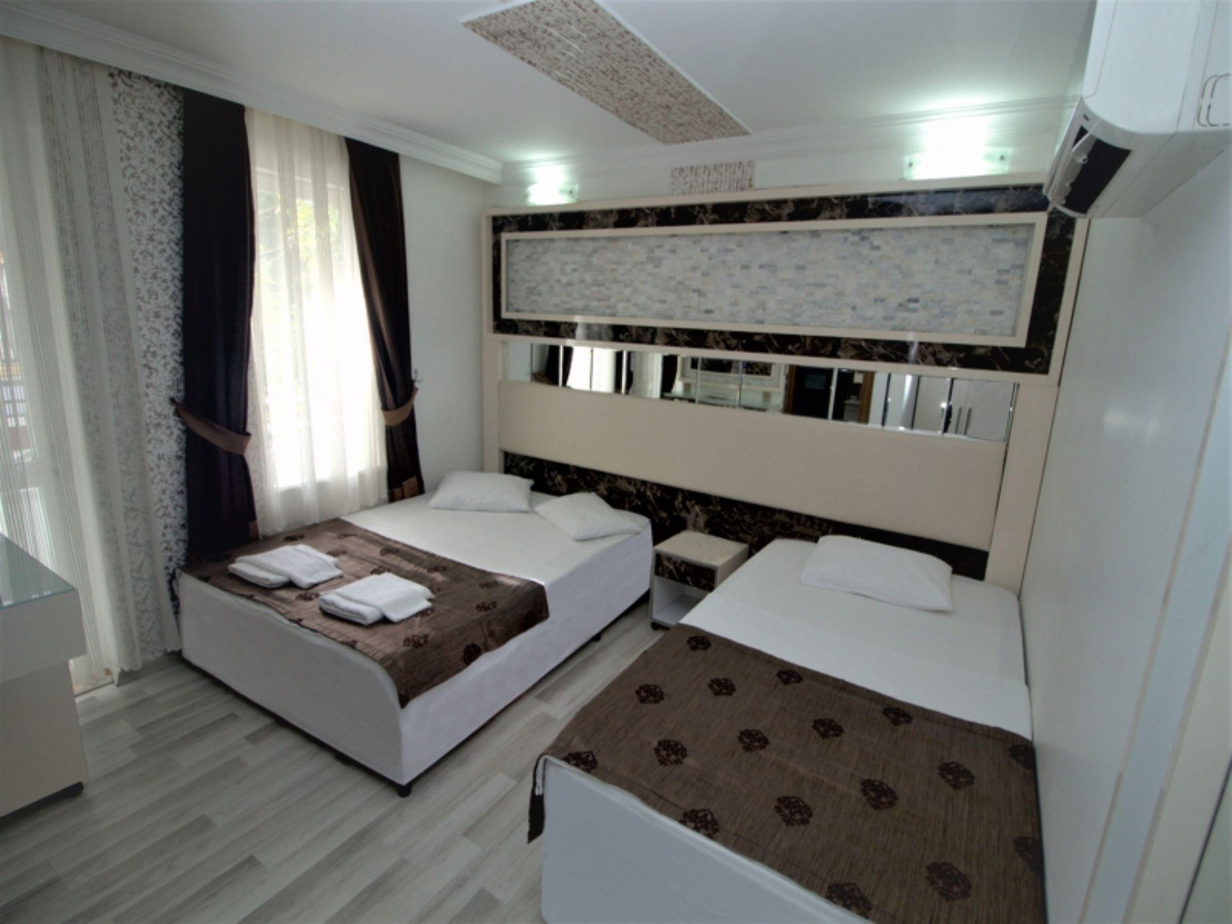 Behram Hotel Antalya Extérieur photo