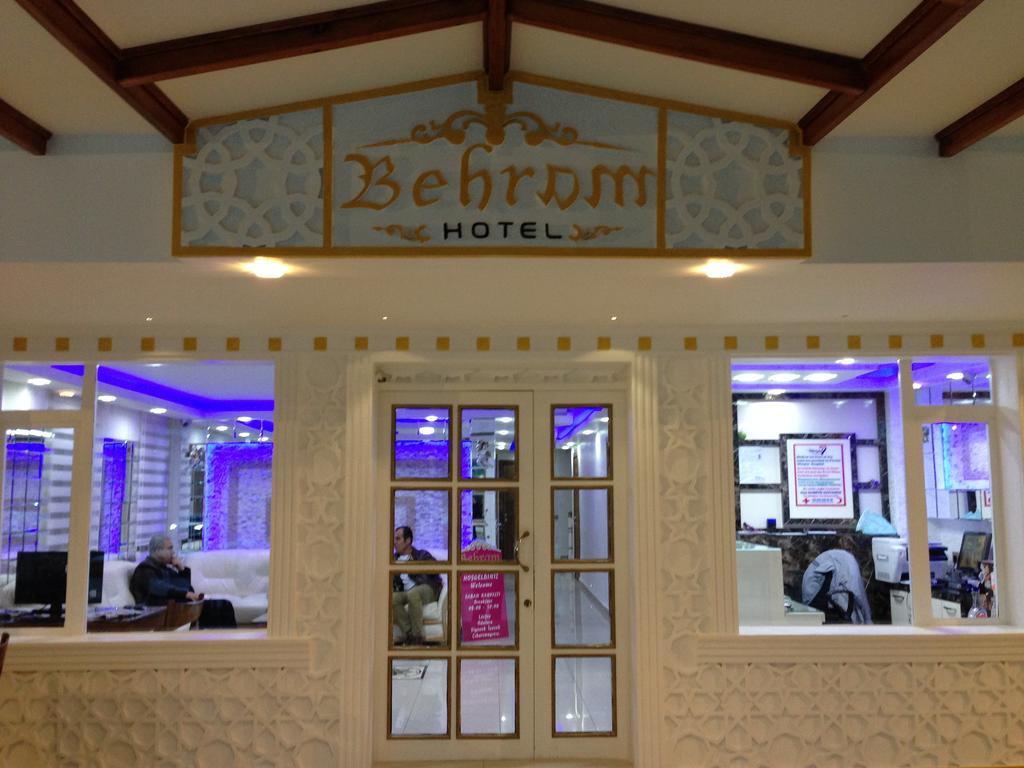 Behram Hotel Antalya Extérieur photo